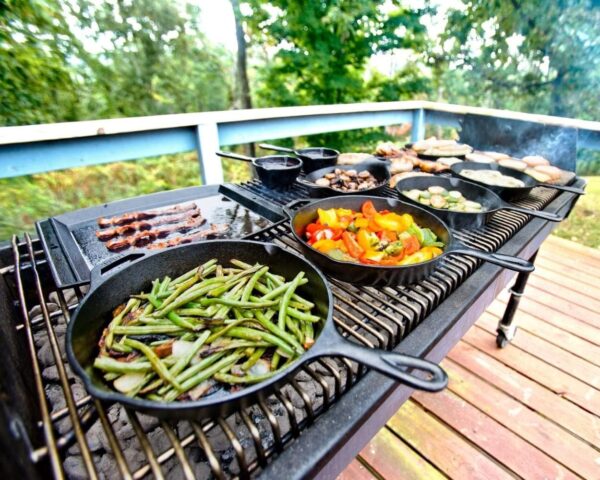 Lodge 10.25 Inch Pre Seasoned Cast Iron Skillet with Signature Teardrop Handle Ideal for Oven Stove Grill or Campfire Black - Image 5